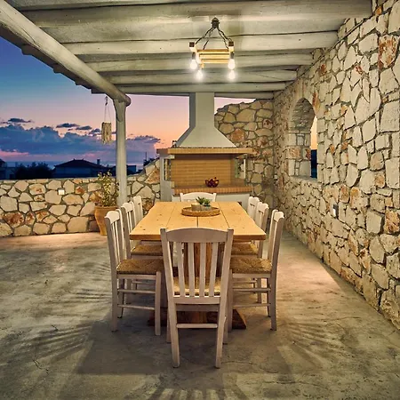 Villa Ioanna Chateau - Luxury Stone *