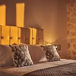 Villa Ioanna Chateau - Luxury Stone *