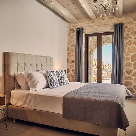 Villa Ioanna Chateau - Luxury Stone *